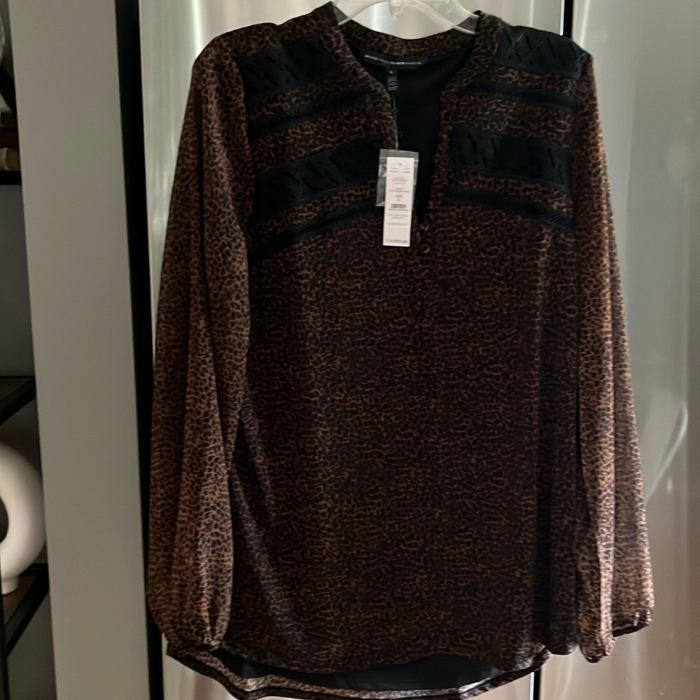 White House Black Market size large new with tags long sleeve MJ Tunic